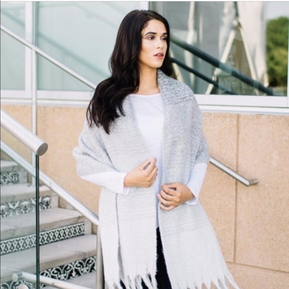 Mer Sea Blanket Scarf NWOT